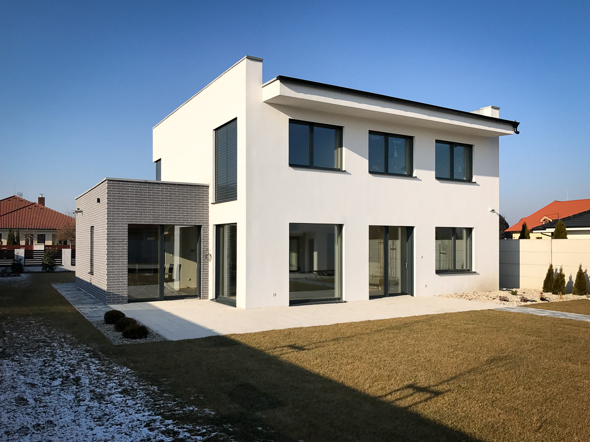  Južná strana 