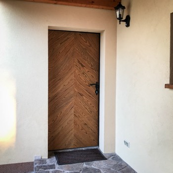 smartwin entrance v rustikálnom prevedení. autor projektu: Createrra 